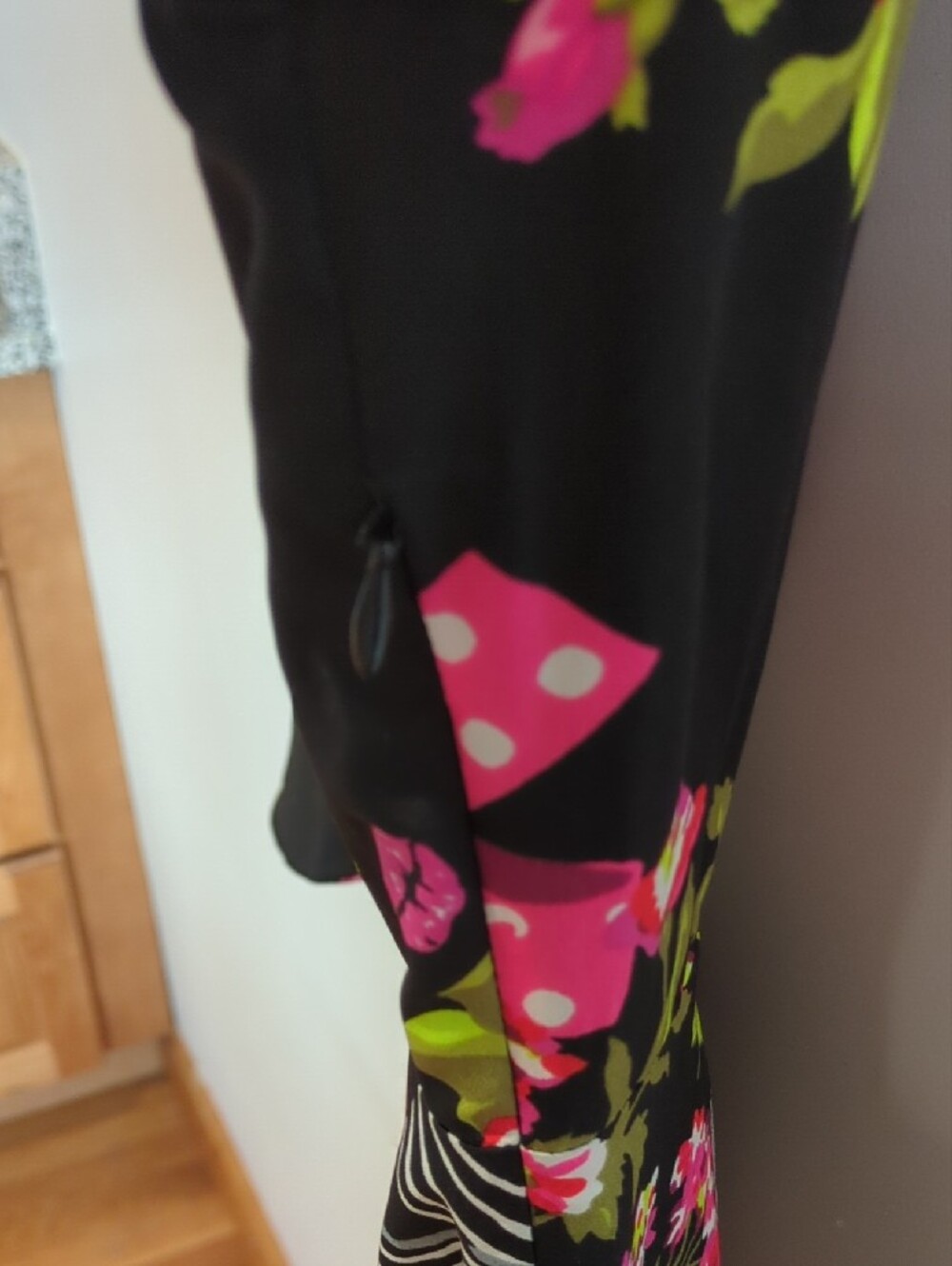 Vintage Y2K Whimsigoth Romantic Betsey Johnson Black Hot Pink Floral Bow Dress 8 - Picture 11 of 11